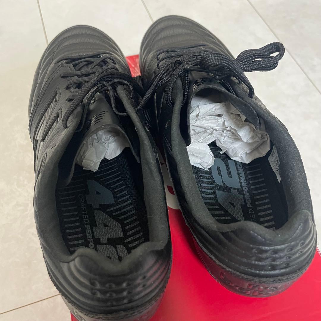 【国内入手困難品 】New Balance サッカーシューズ ブラック