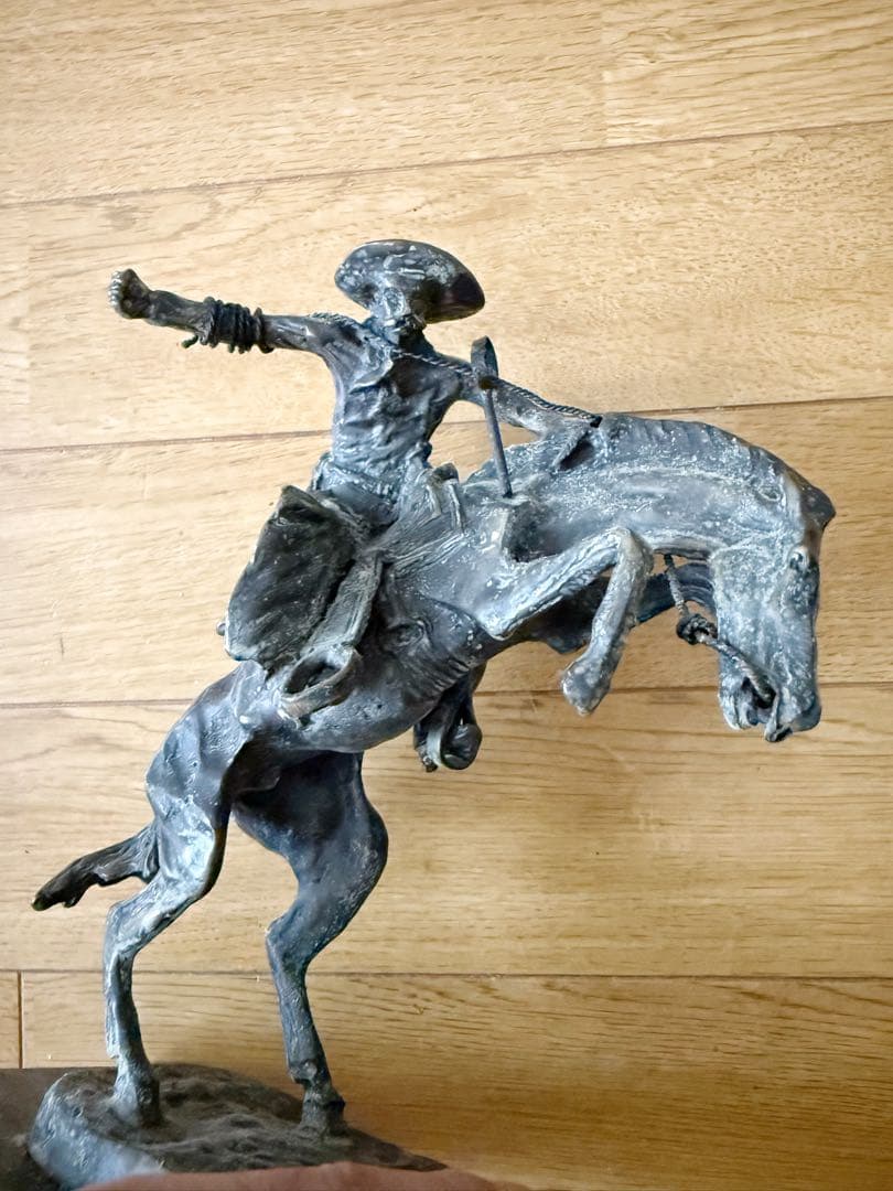 BRONCO BUSTER （ブロンズ像）フレデリック・レミントン作