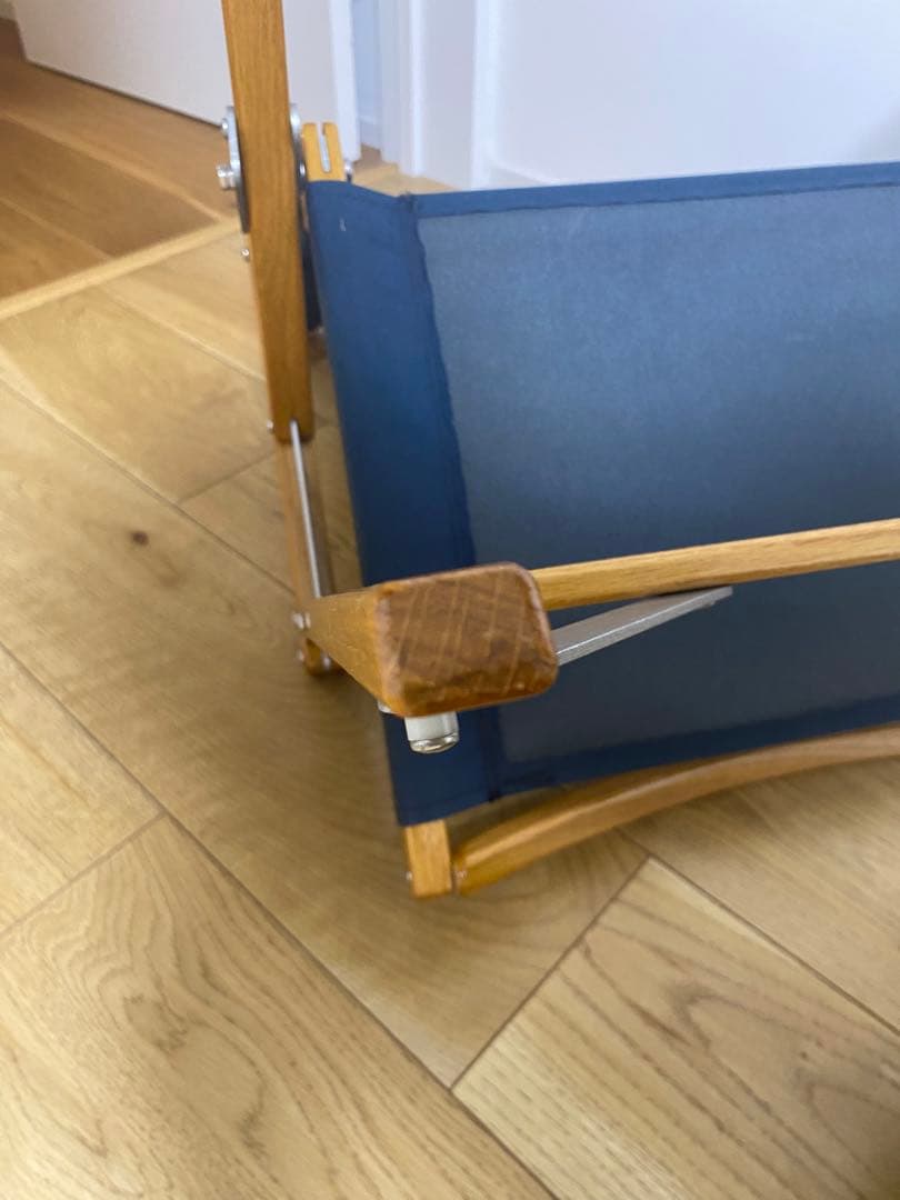 カーミットチェア　紺色