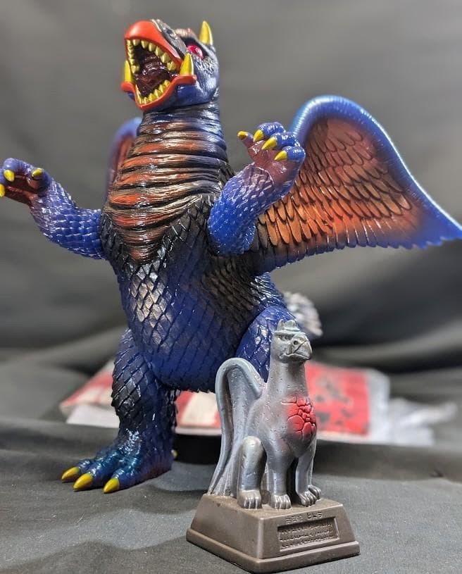 楳図かずお版 ヒドラ＋石像（フューチャーモデルズ／アート・ストーム）ソフビ