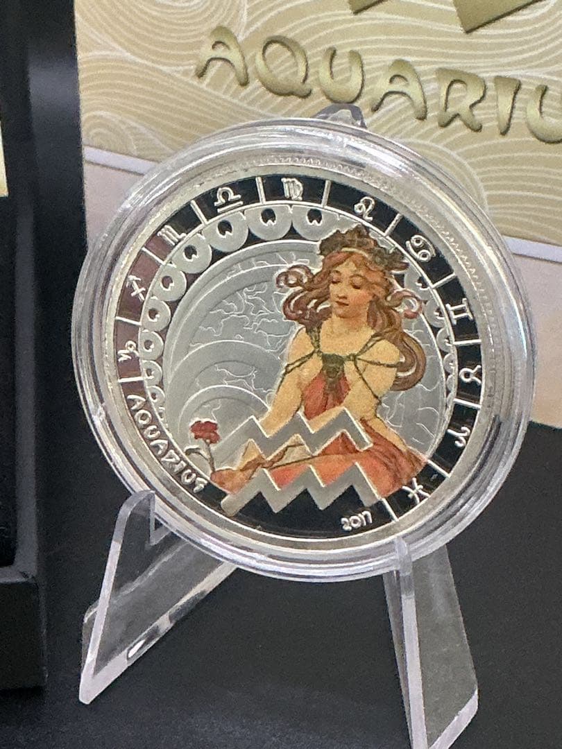 ミュシャ × 黄道十二宮 ― 水瓶座、Aquarius　銀メッキ付き白銅貨