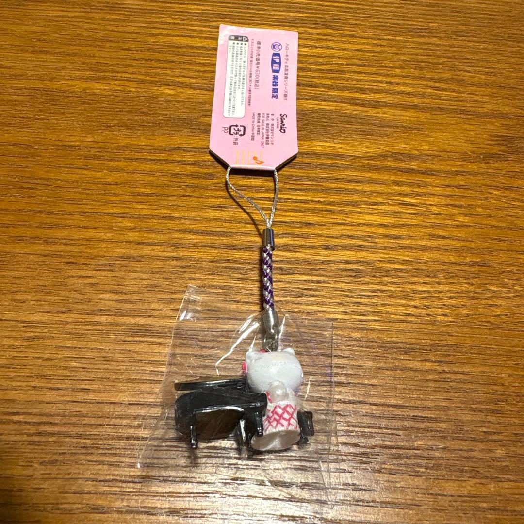 ハローキティ 伊藤楽器100周年ピアノ フルート　ストラップ 2個セット