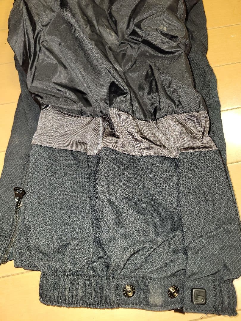 写真デザイン見て素材デザイン優れた、高級Husky ブラック スノーボードパンツ