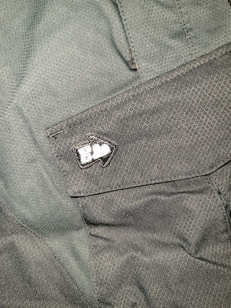 写真デザイン見て素材デザイン優れた、高級Husky ブラック スノーボードパンツ