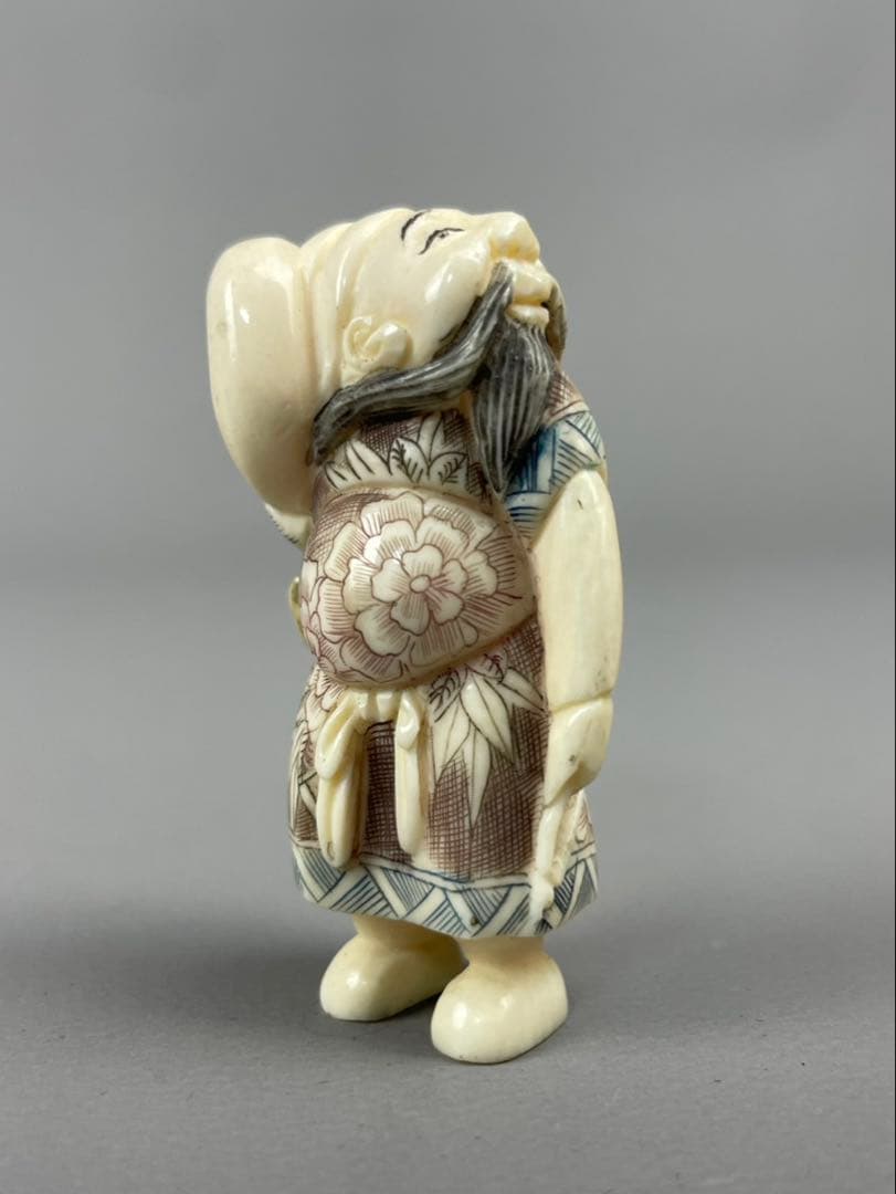 極上細密細工 天然白材 人物 根付 時代 東洋彫刻 アンティーク