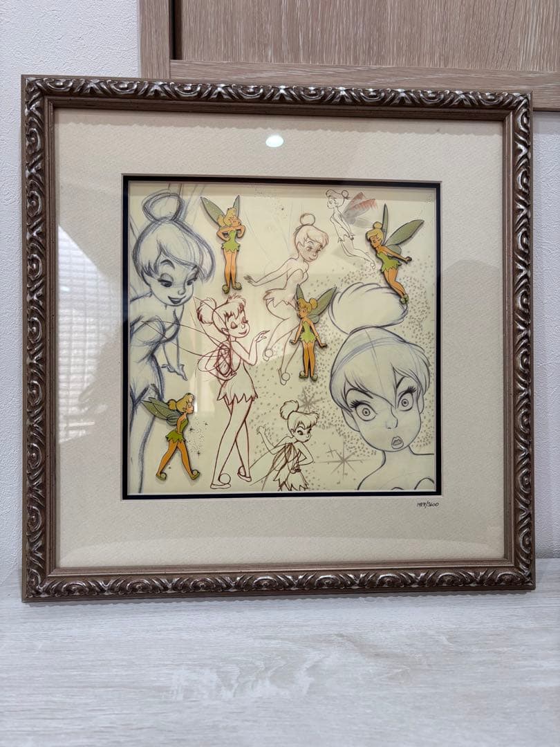 ディズニー　ティンカーベル 手描きイラスト ピンバッジ　限定版