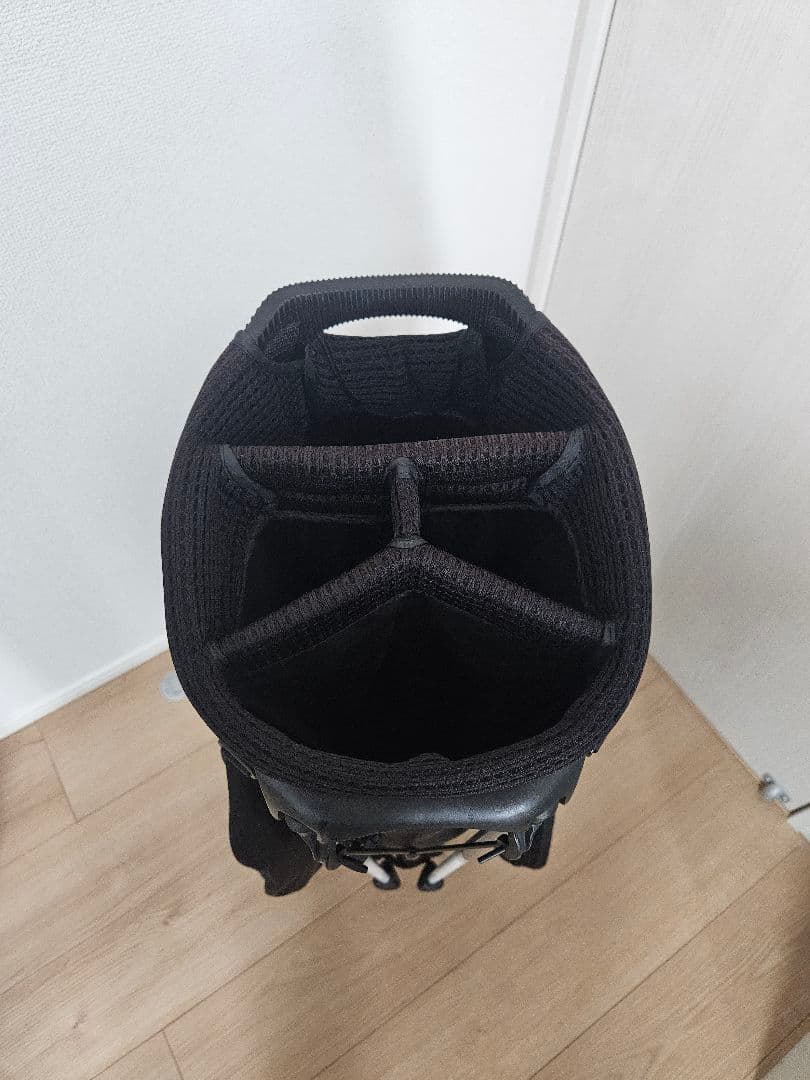 タイトリストスタンドキャディバッグ ブラック 8.5号