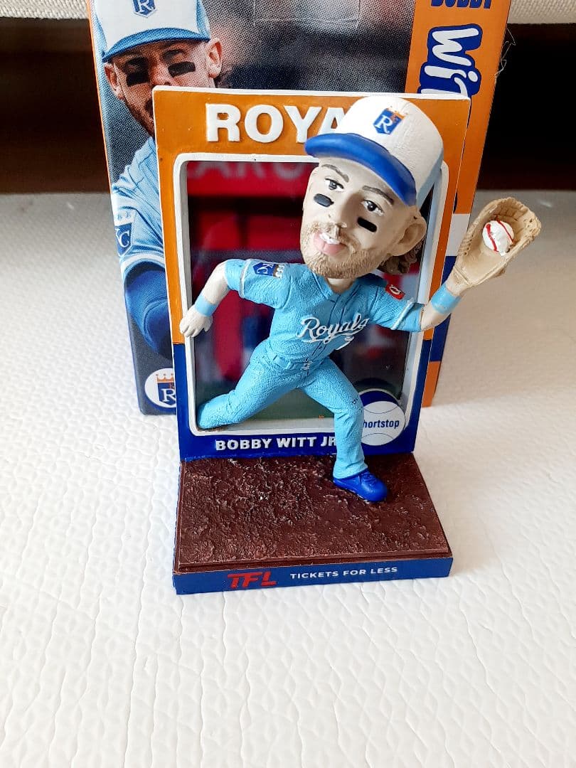 ボブルヘッド　ボビー・ウィットJr. ロイヤルズ　球場配布　mlb　非売品