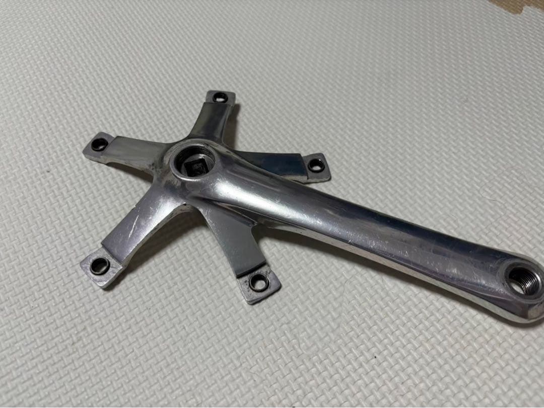 SHIMANO クランクセット シルバー 175 NJS ボルト付 #002