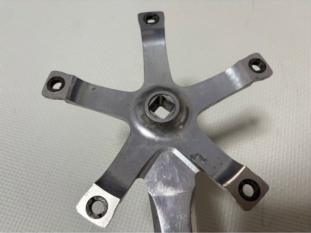 SHIMANO クランクセット シルバー 175 NJS ボルト付 #002