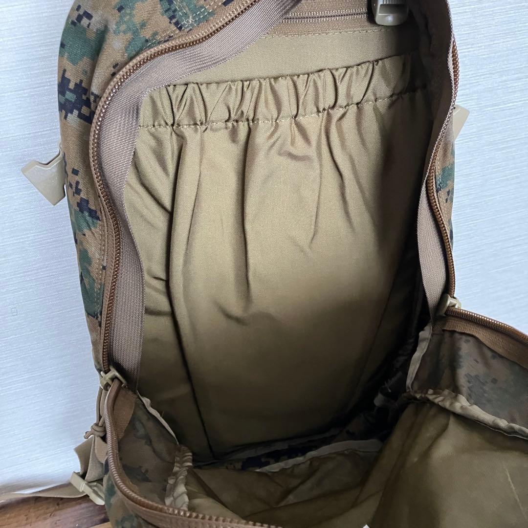 アークテリクス アサルトパック デジカモ ミリタリー カモフラ　迷彩　サバゲー