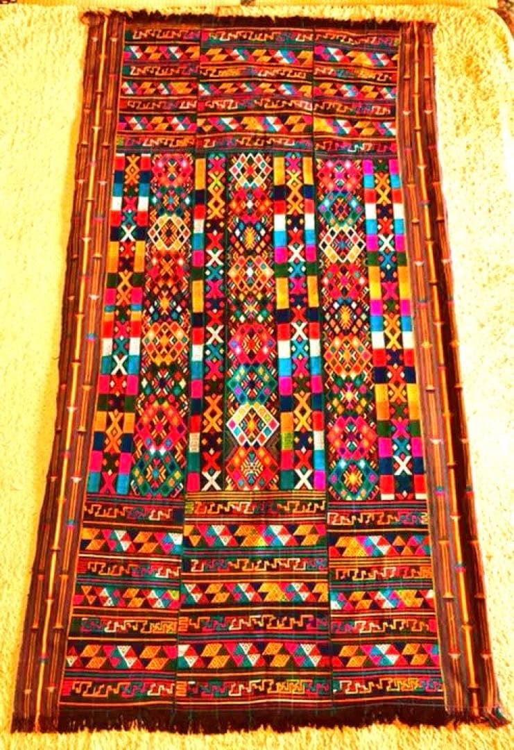 ブータンのキラ　アンティーク　大型　希少品