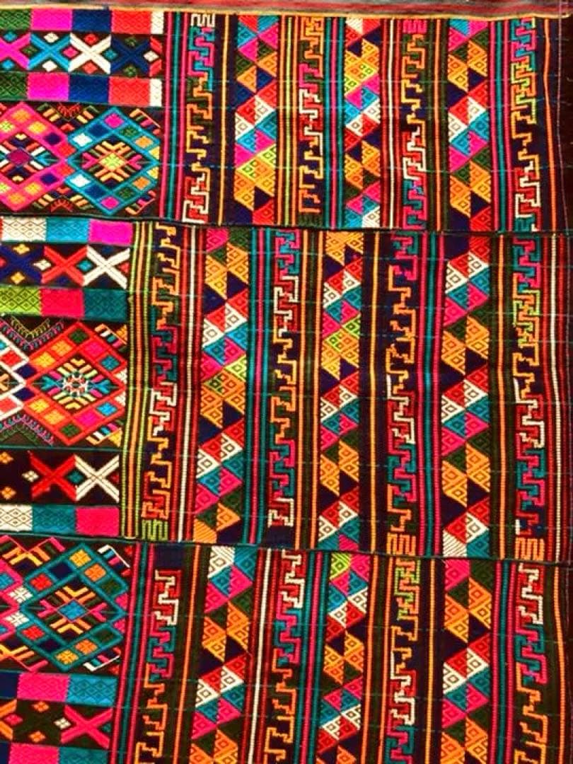 ブータンのキラ　アンティーク　大型　希少品