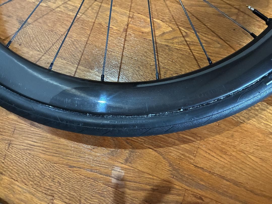 YOELEO SAT C45 DB PRO NXTタイヤはピレリ P ZERO