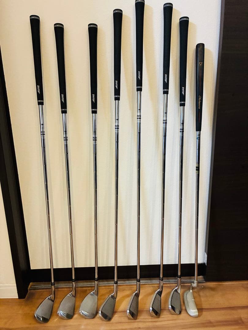 adidas アディダス　ブラック キャディバッグ