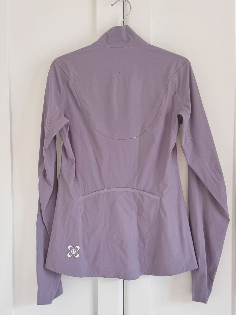 ルルレモン ウィンドブレーカー サイズ4