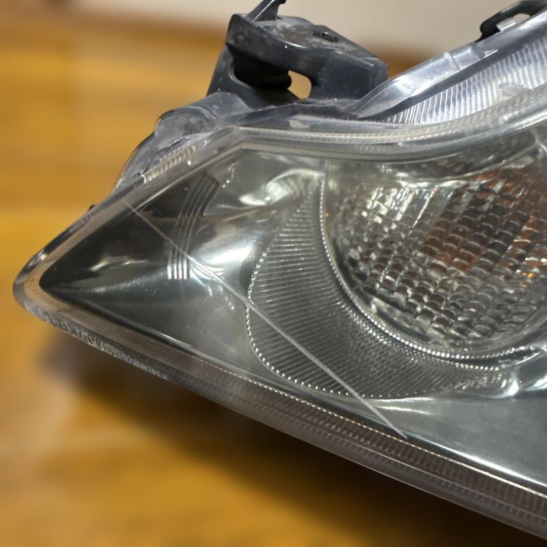 トヨタエスティマACR50ヘッドライト￼