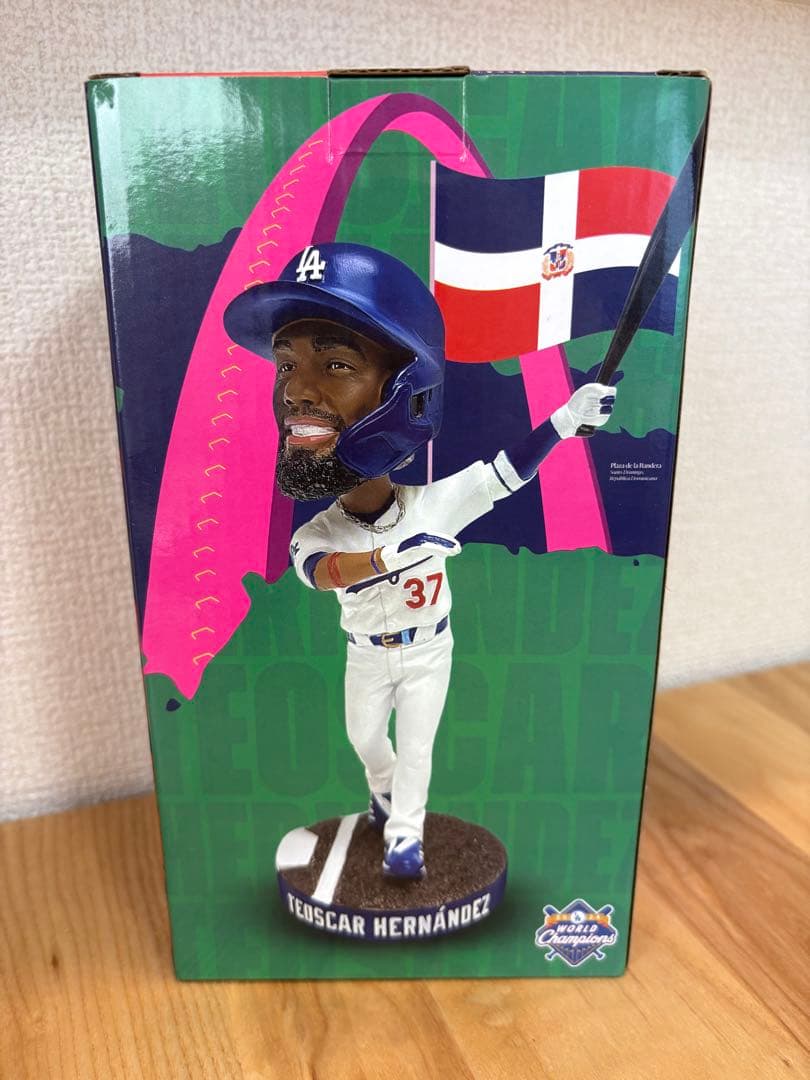 【限定品】テオスカーヘルナンデス ボブルヘッド＋チャンピオンリングレプリカセット