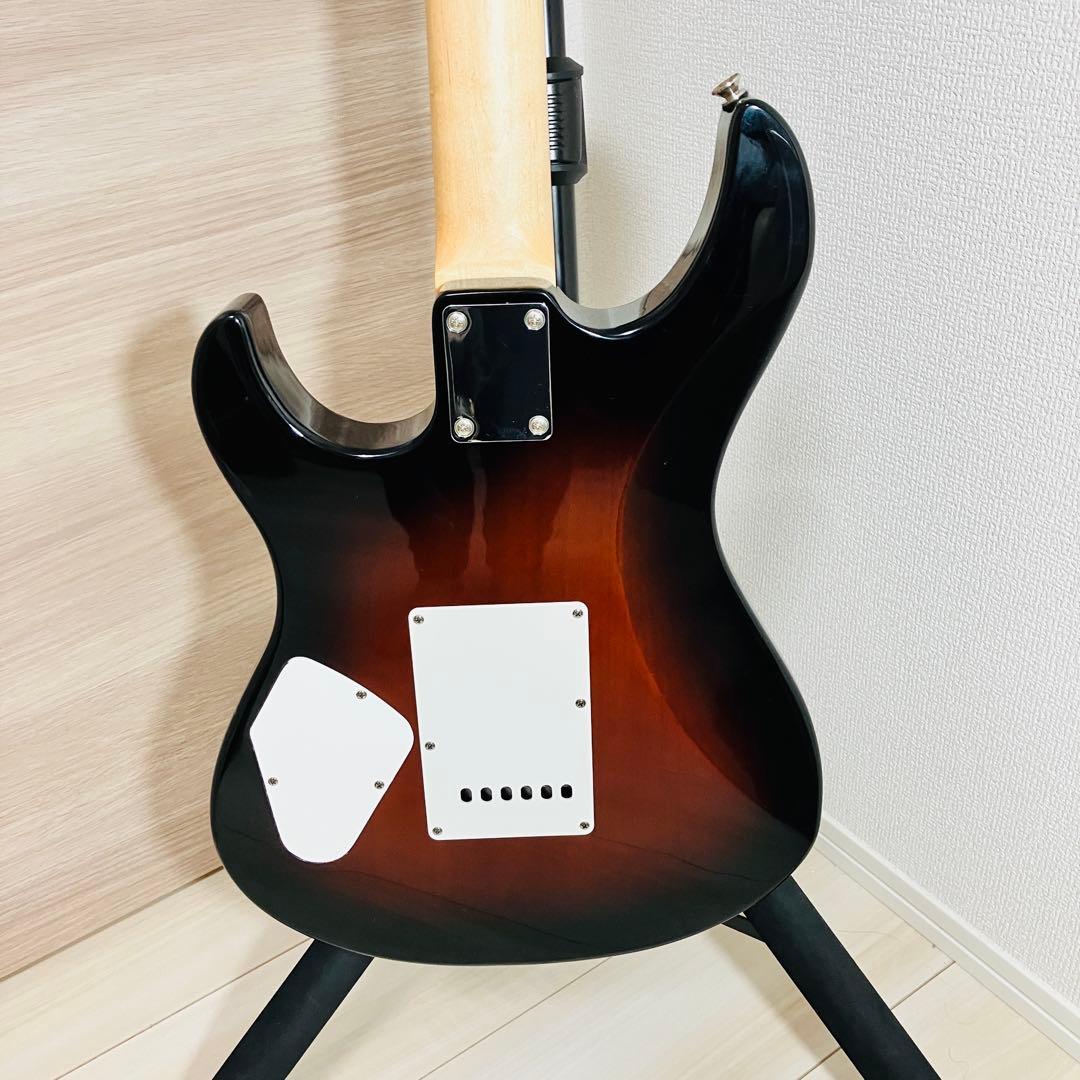 【美品•ケース付】YAMAHA PACIFICA PAC112V エレキギター