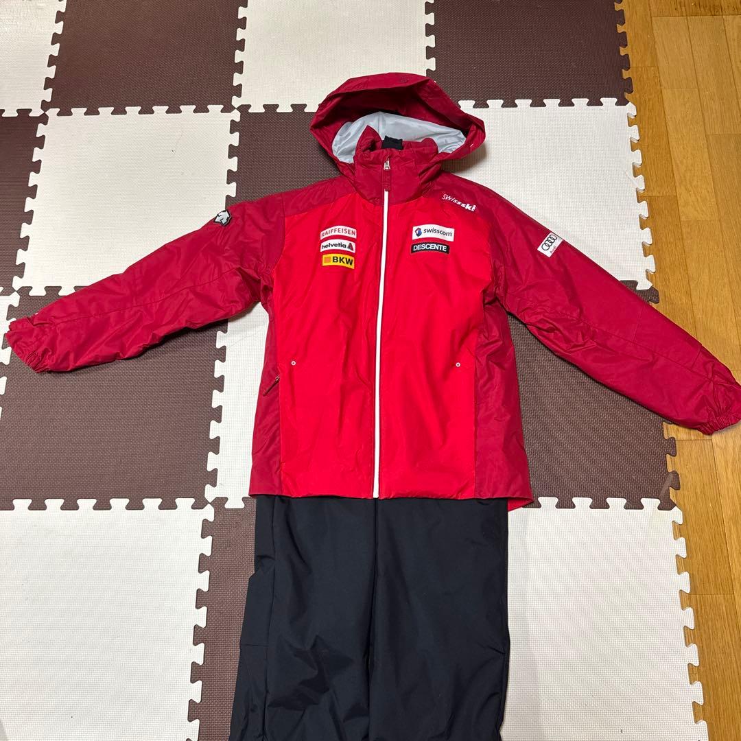 デサント　スイスチームウエア