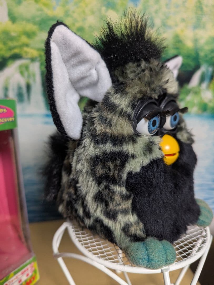 ファービー（ハスキー）カラーグリーンバージョン