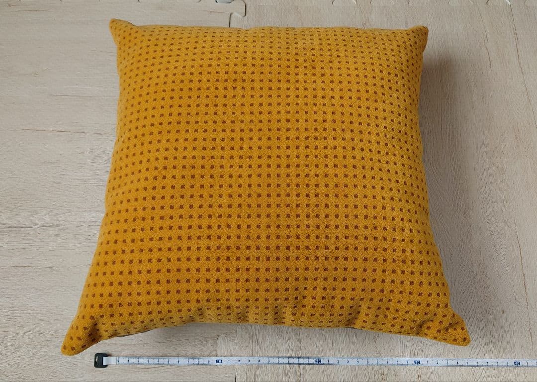 E6系新幹線　座席生地クッション