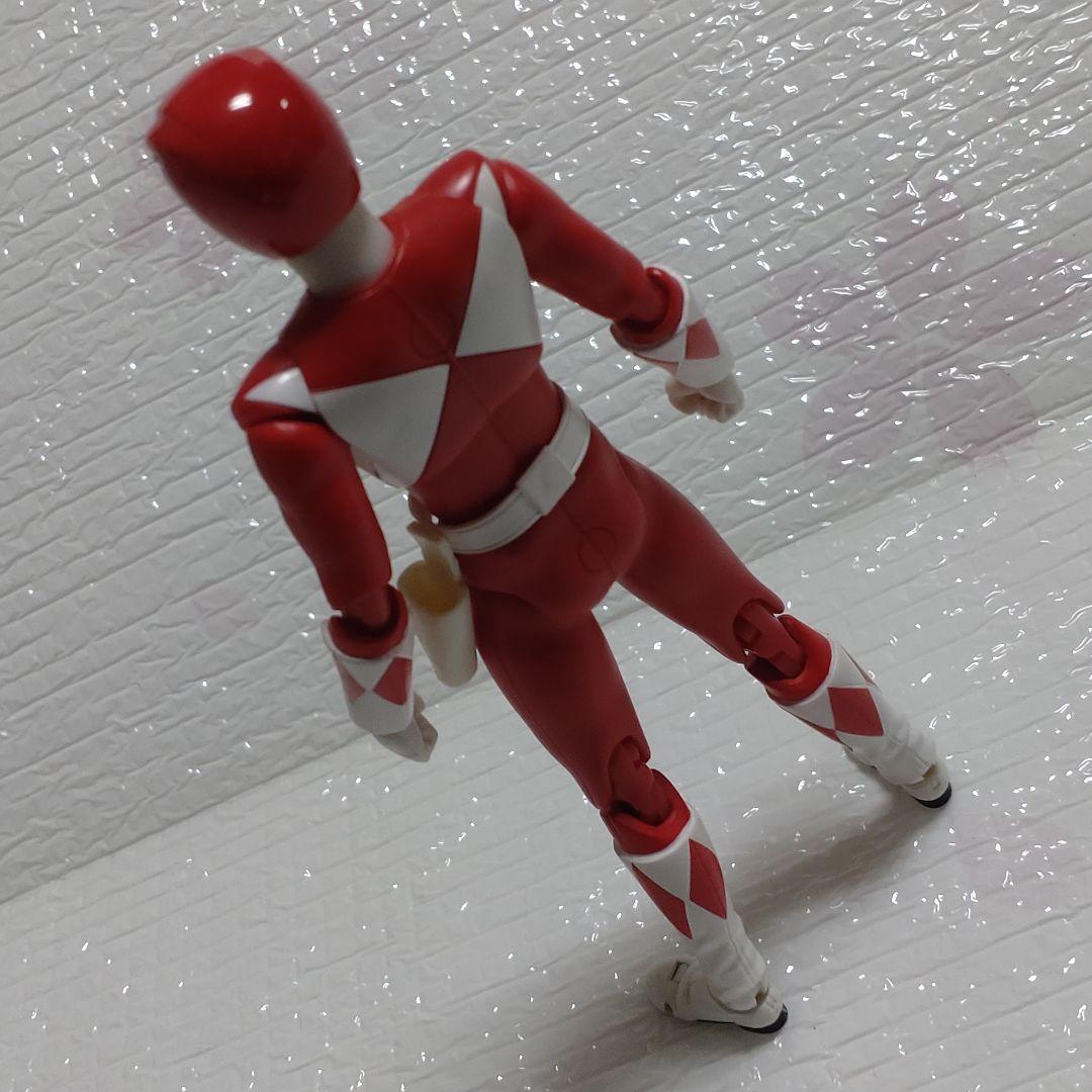 S.Hフィギュアーツ　 ティラノレンジャー