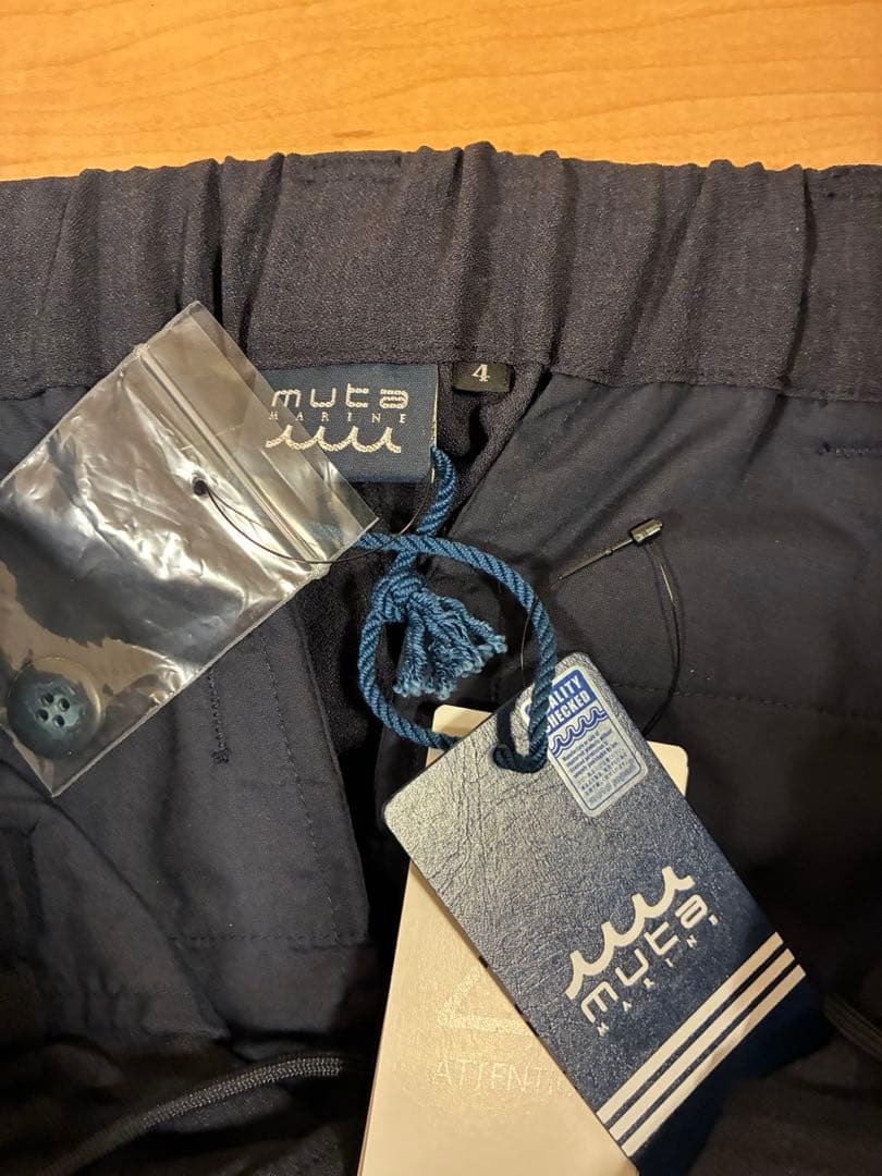 ムータマリン　ハーフパンツ