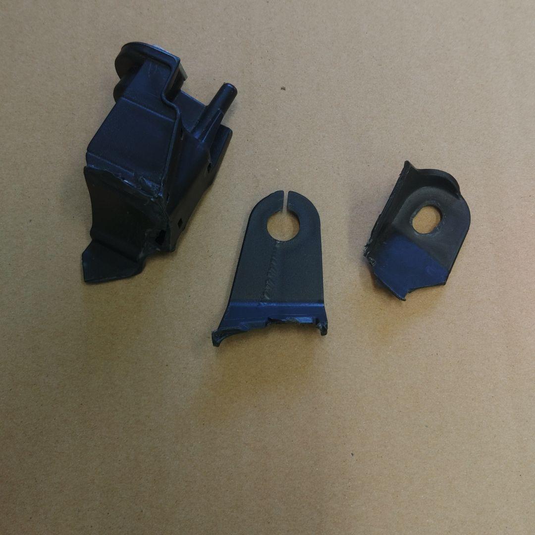 80ハリアーヘッドライト 左