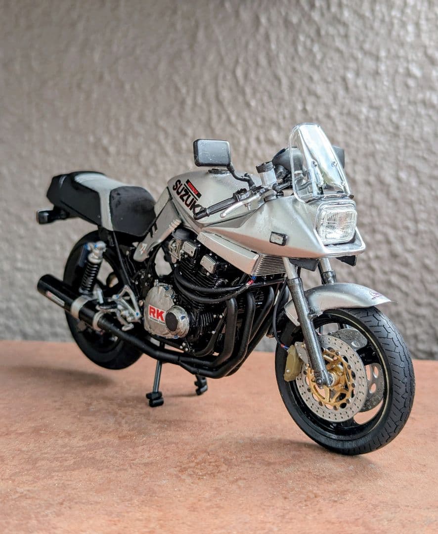 タミヤ1/12スズキカタナ改バイクプラモデル