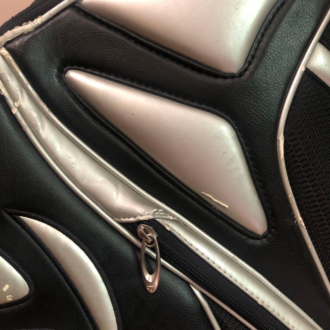 テーラーメイド TaylorMade キャディバッグ ブラック フード付き