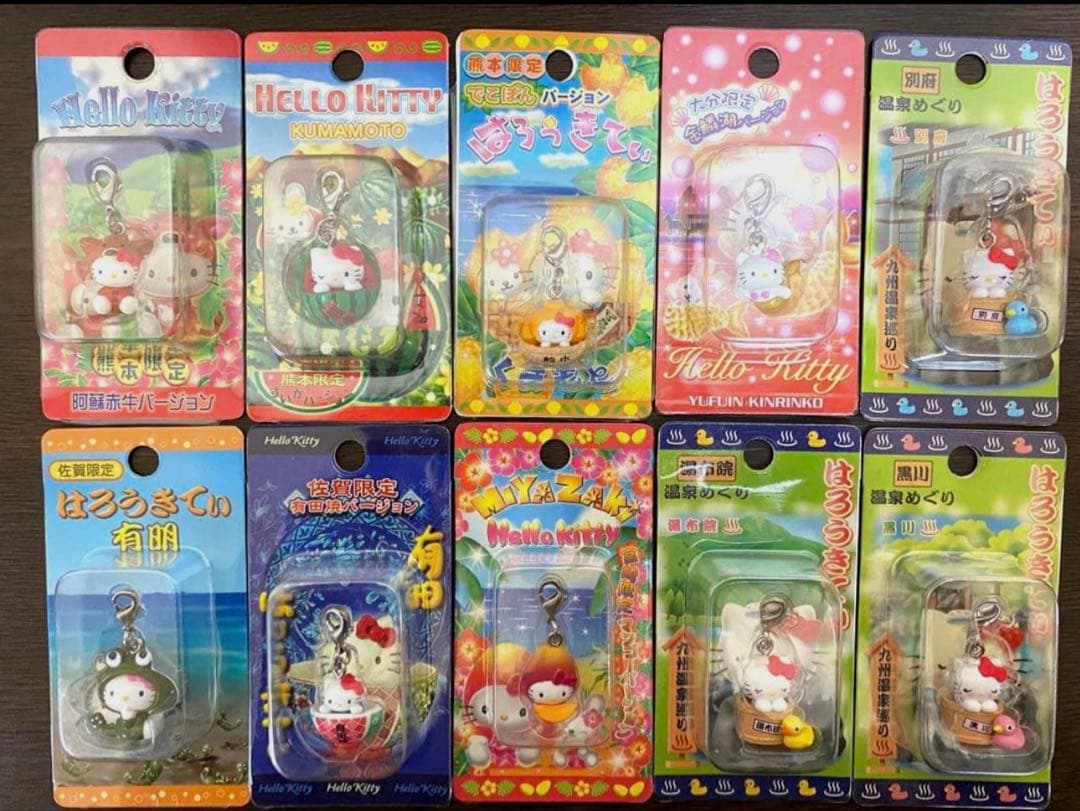 ★まとめ売り(バラ売可１つ¥3000)★【限定】ご当地キティ41個 ハローキティ