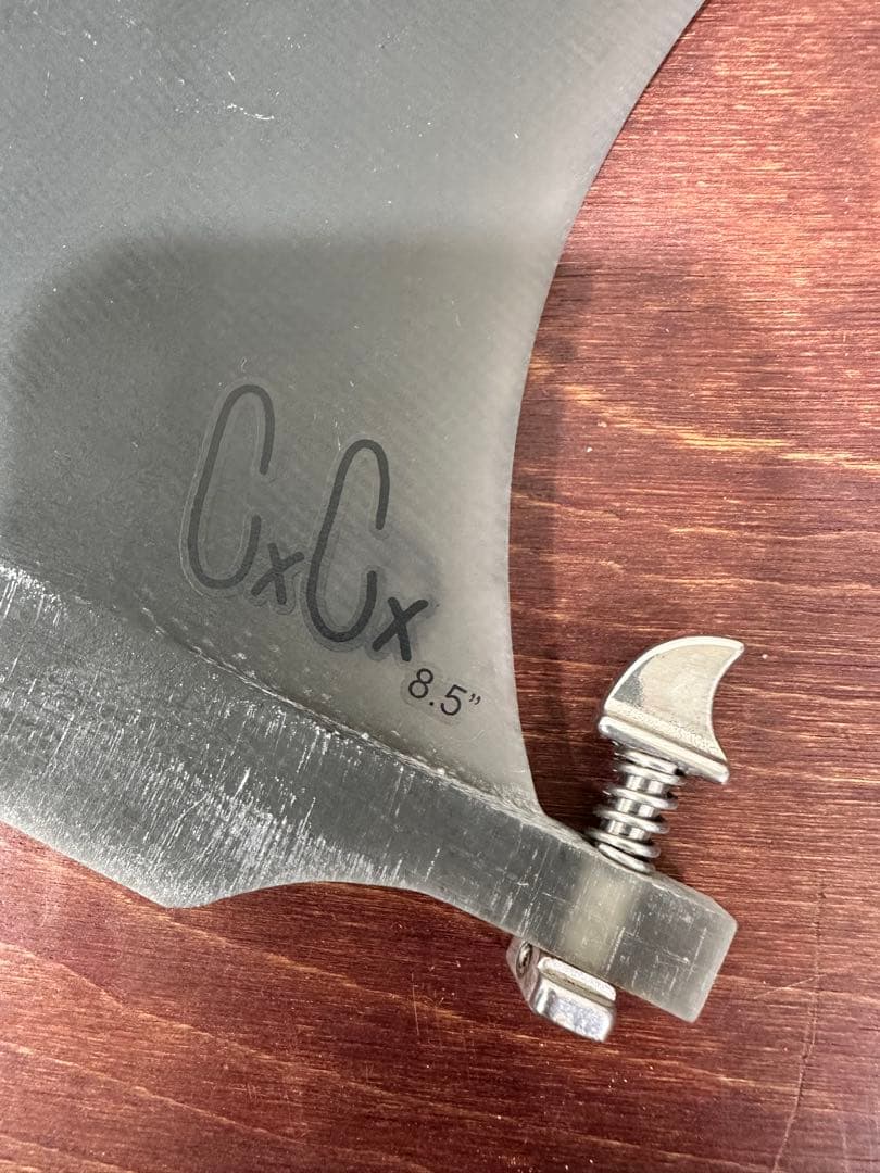 CHRISTENSON TRACKER 8.5 シングルフィン