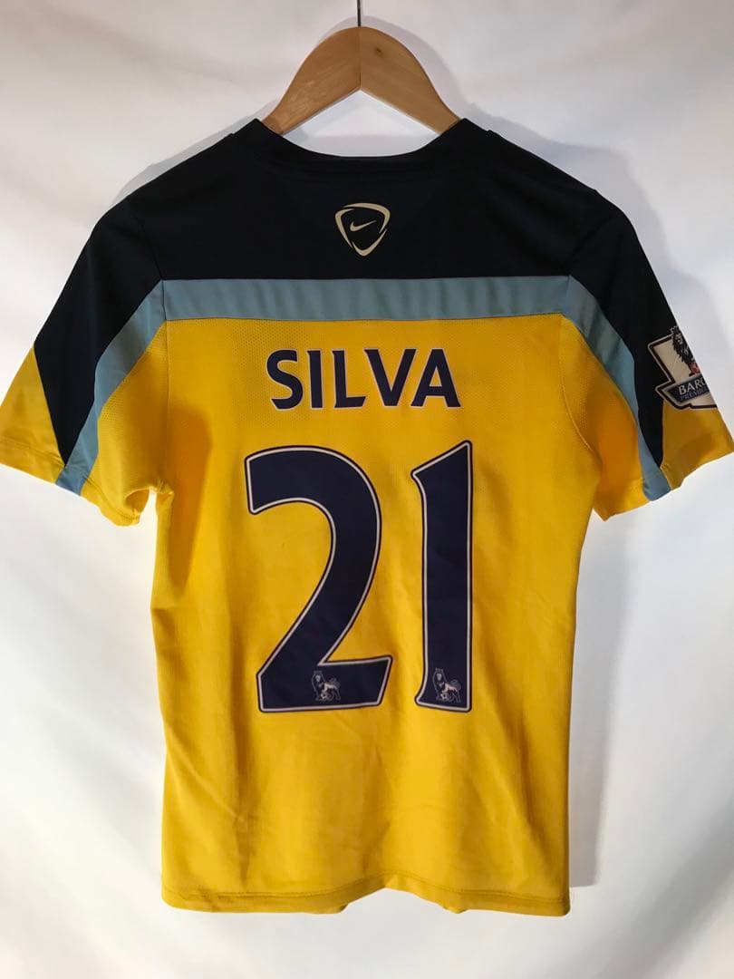 正規品NIKEマンチェスター・シティFC「21」ダビド・シルバ半袖Mユニフォーム