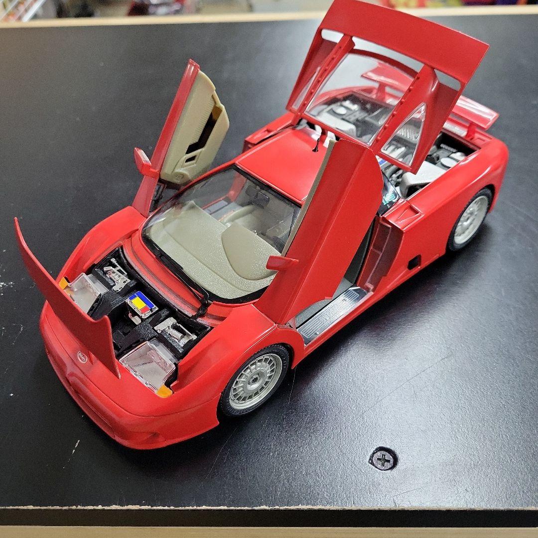 美品　ブガッティモデルカー 1/24 スケール