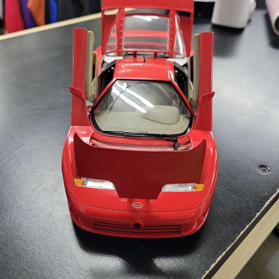 美品　ブガッティモデルカー 1/24 スケール