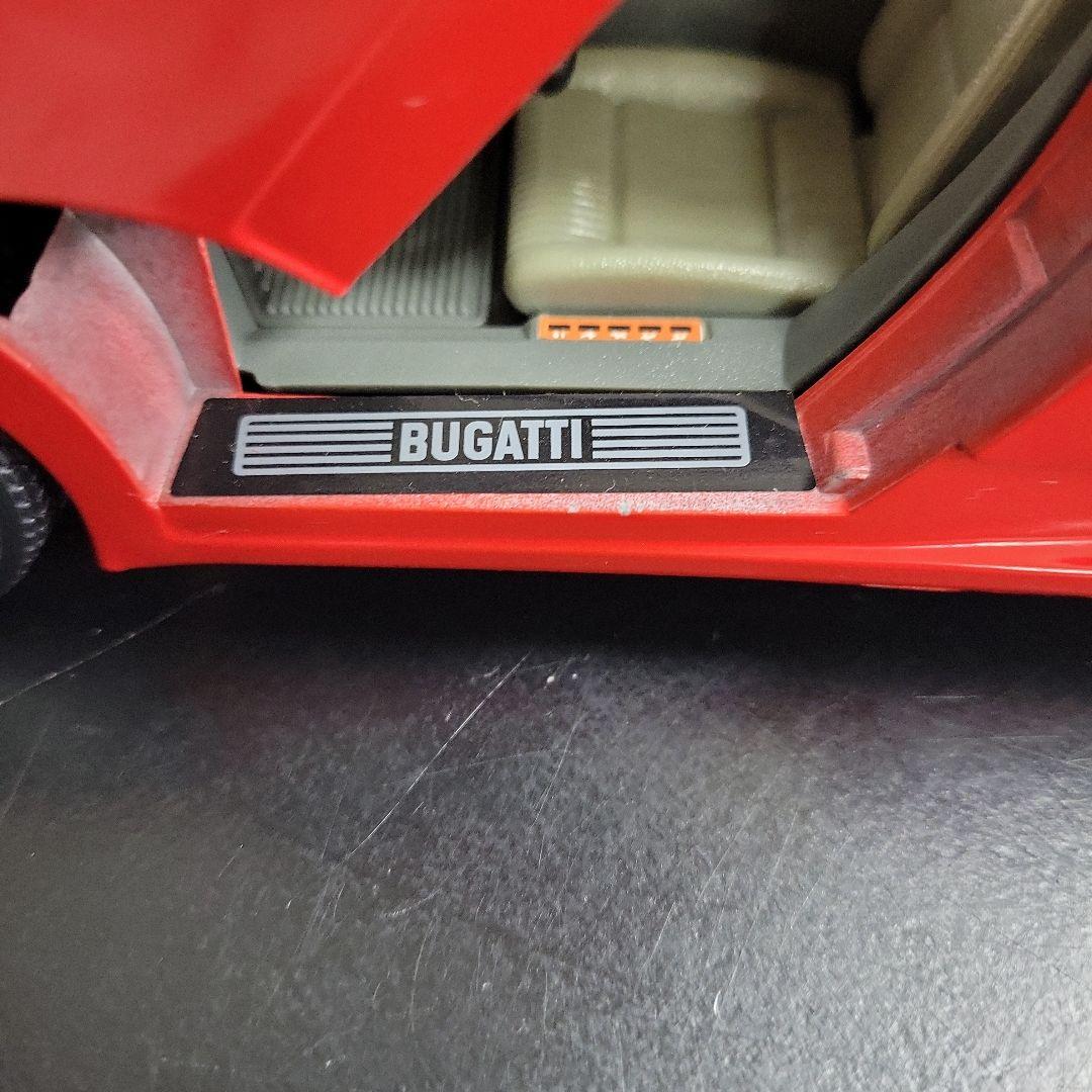 美品　ブガッティモデルカー 1/24 スケール