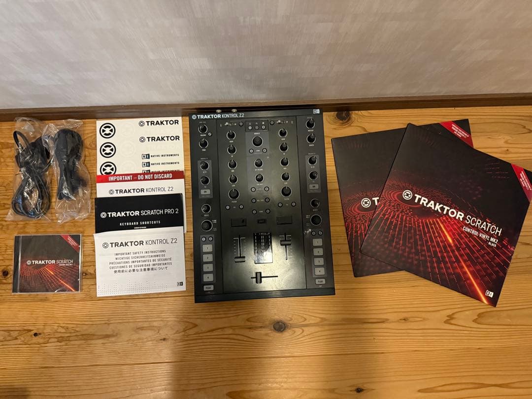 DJ機材 NATIVE INSTRUMENTS TRAKTOR KONTROL Z2