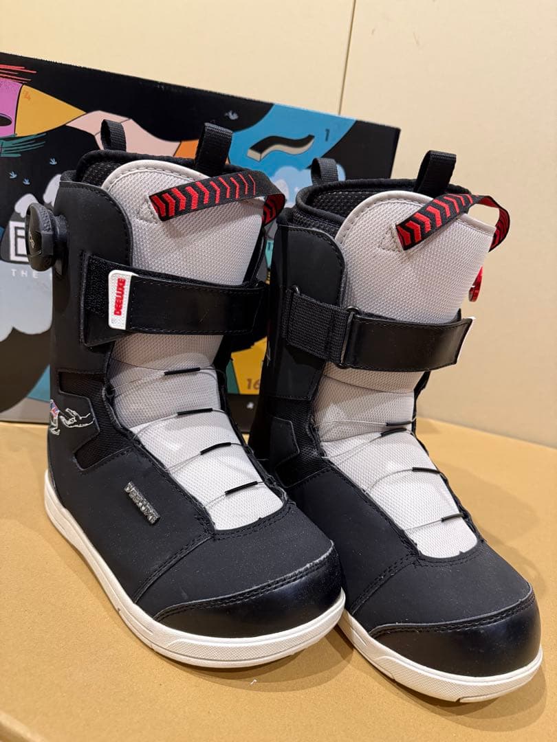 DEELUXE ディーラックス ジュニア用 スノーボードブーツ 24.0cm