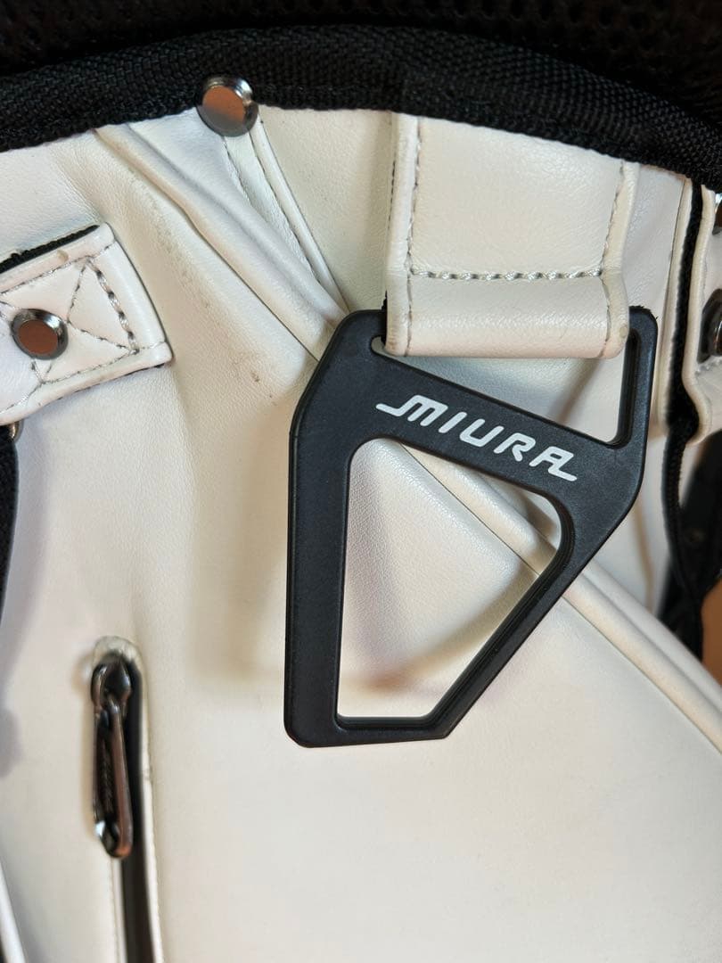 三浦技研キャディバックスタンド　ホワイト