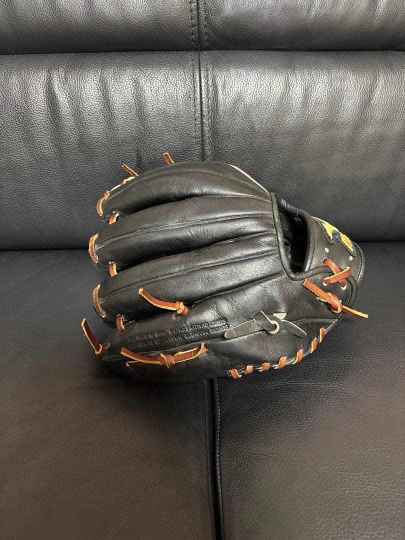 ミズノ　ビクトリーステージ硬式内野手用グラブ