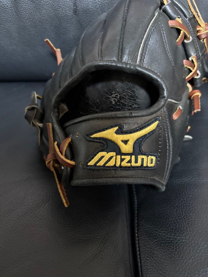 ミズノ　ビクトリーステージ硬式内野手用グラブ
