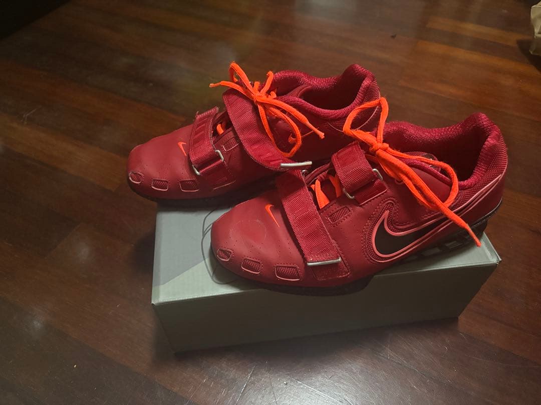 ウエイトトレーニング NIKE romaleos 2