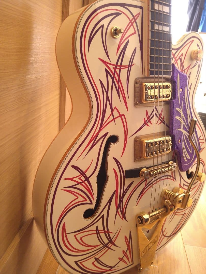 竹*様 限定大特価【ピンストライプ入り】グレッチホワイトファルコン7593カスタ