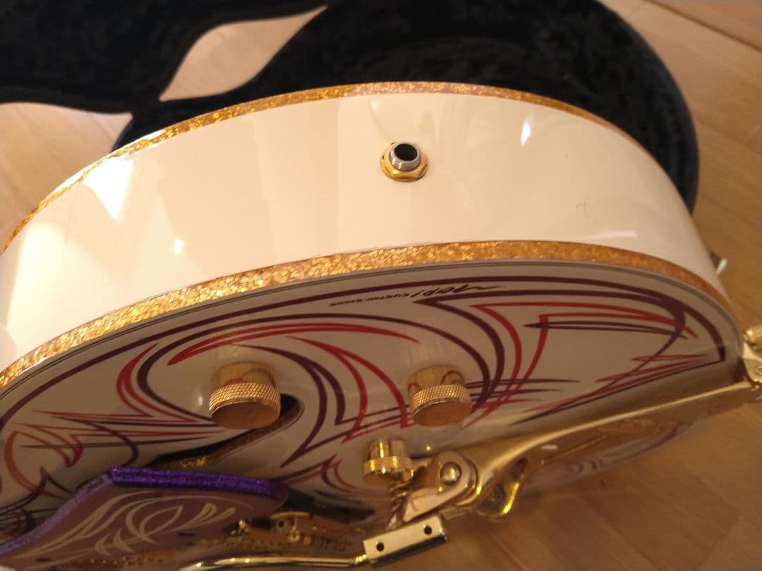 竹*様 限定大特価【ピンストライプ入り】グレッチホワイトファルコン7593カスタ