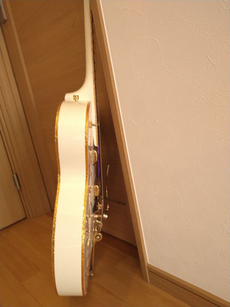 竹*様 限定大特価【ピンストライプ入り】グレッチホワイトファルコン7593カスタ