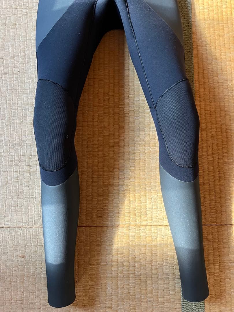 Curvain 5×5mm ロングチェストジップセミドライ