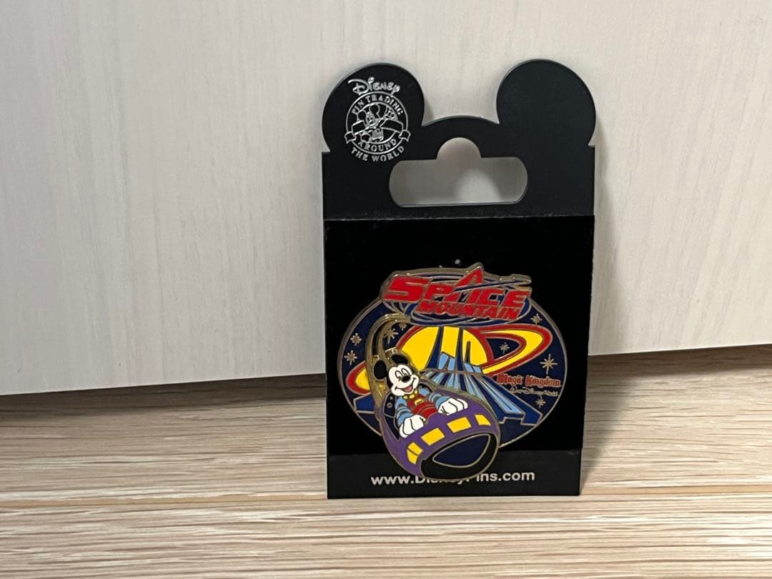 ディズニーワールド スペースマウンテン ピンバッチ
