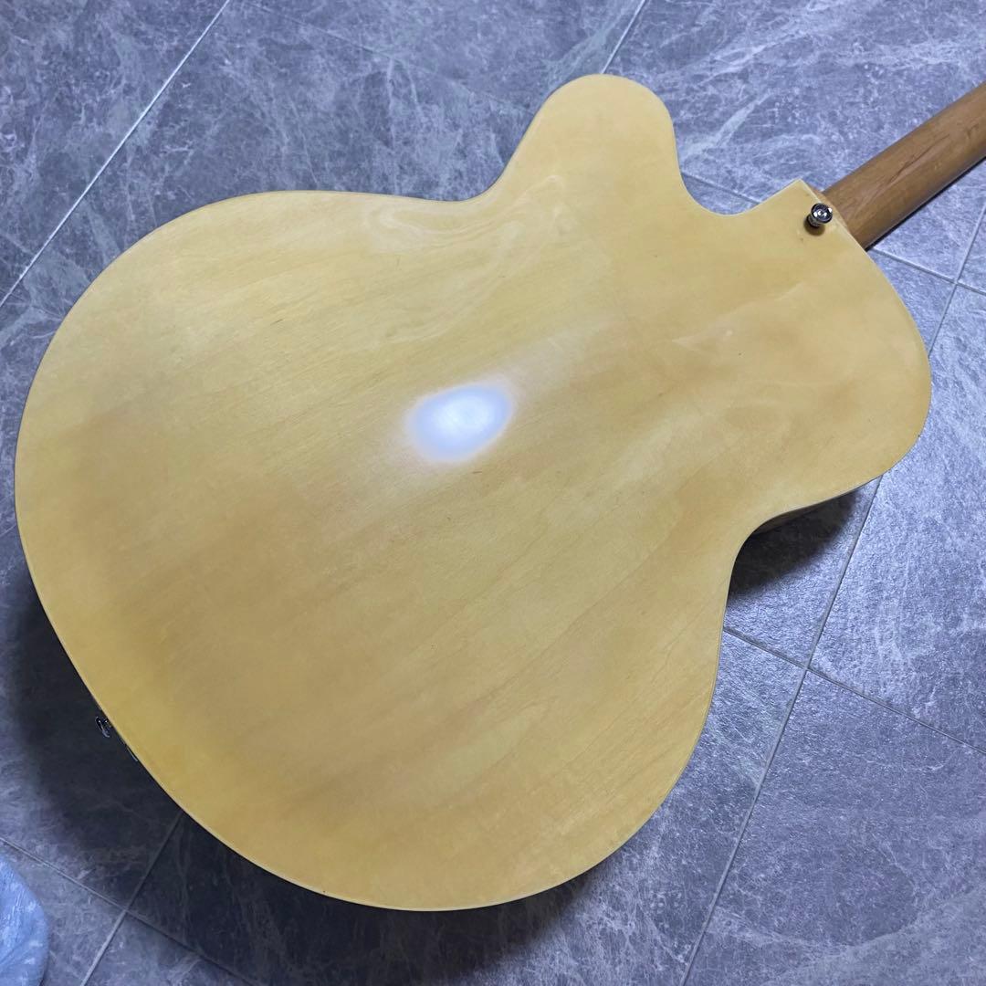 フルアコエレキギター 美品！美しい木目！ビグスビーアーム