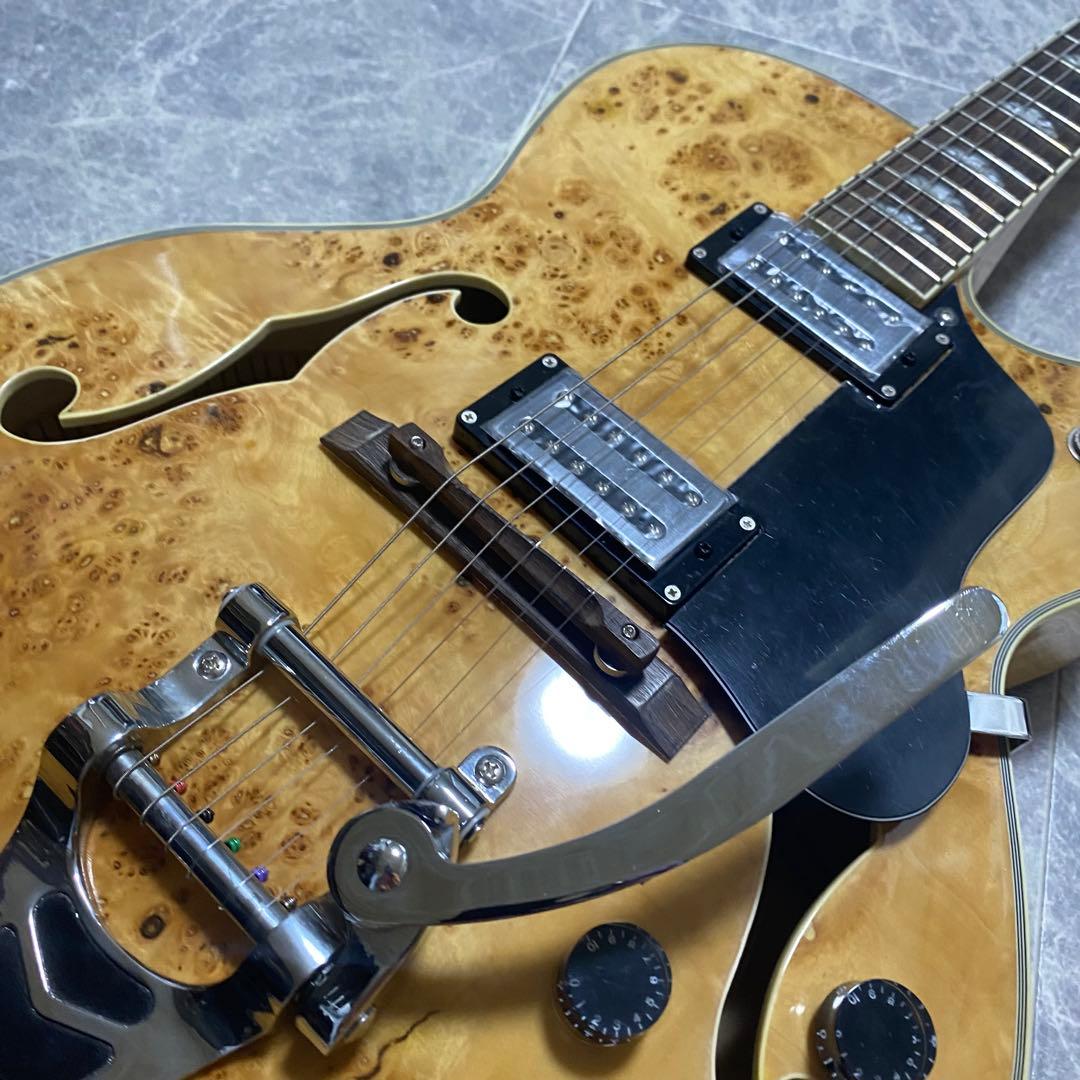 フルアコエレキギター 美品！美しい木目！ビグスビーアーム